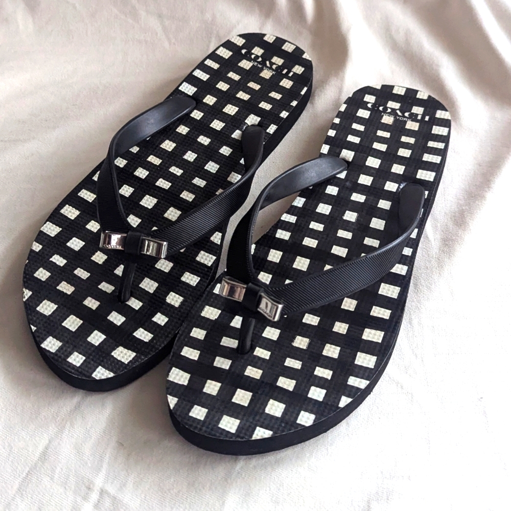 Coach flip flops
